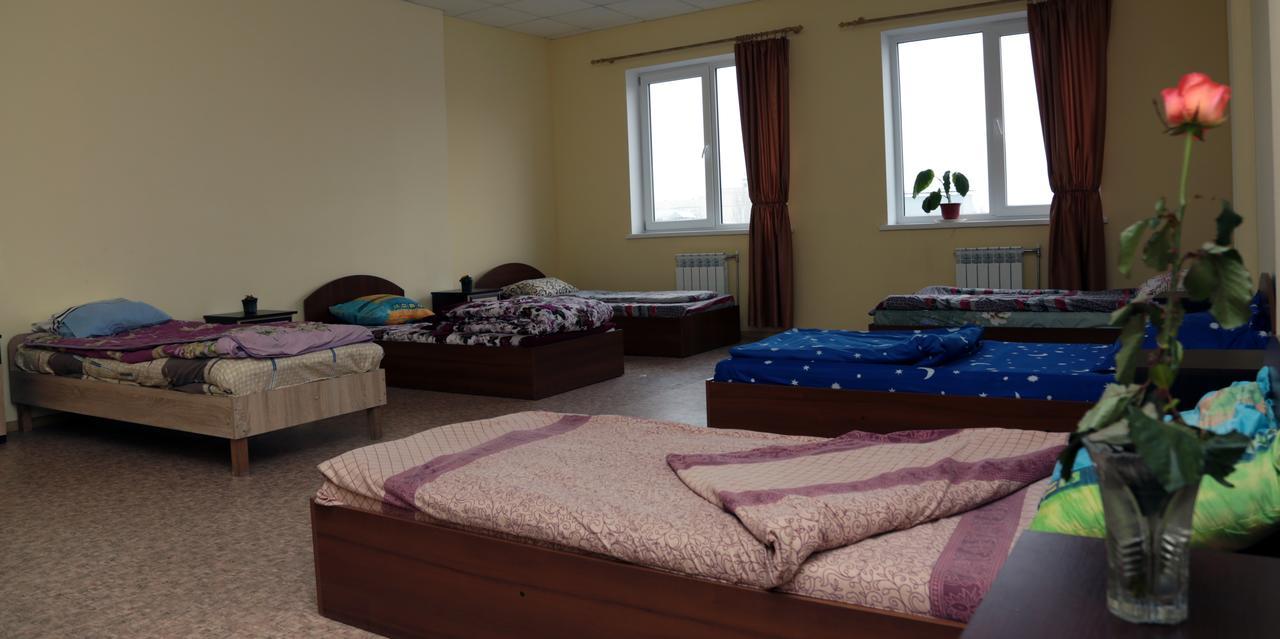 Hostel Raduga Kiev Exterior foto