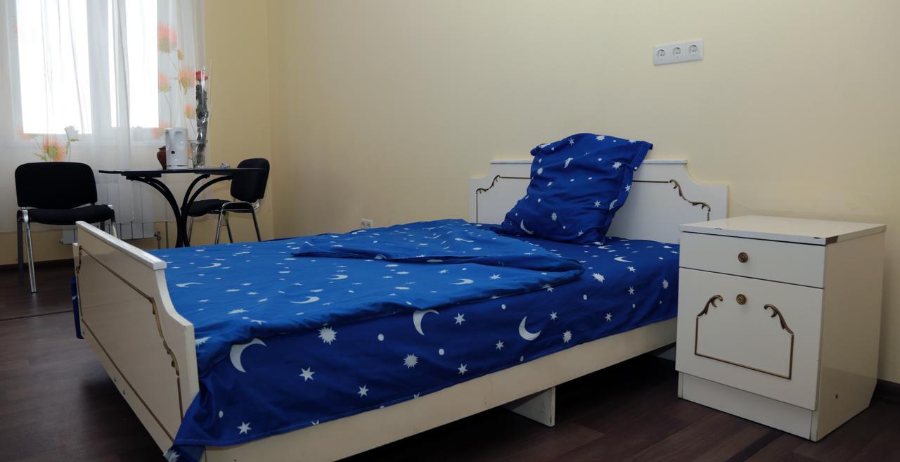 Hostel Raduga Kiev Exterior foto